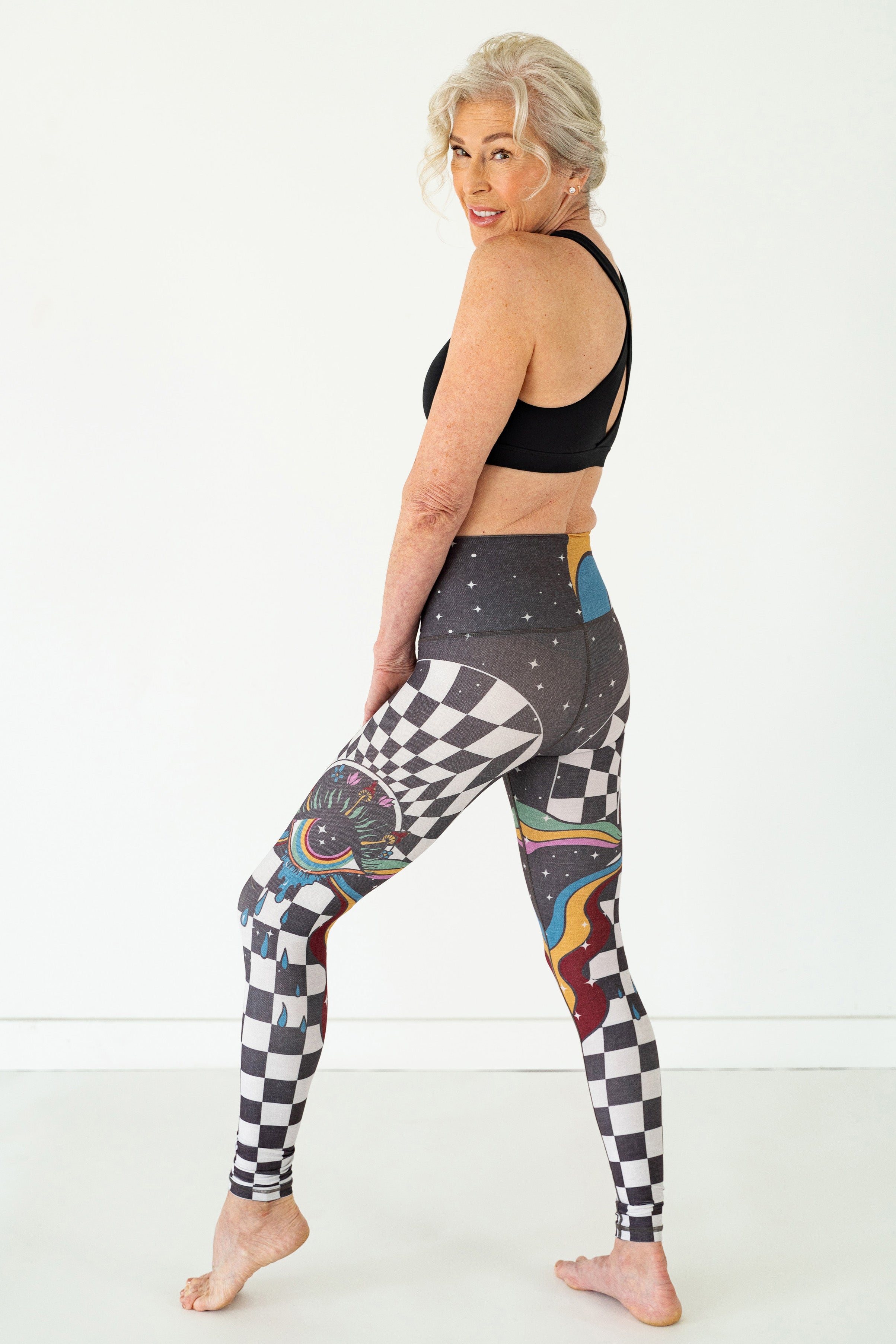 NIYAMA SOL Kaleidoscope Endless Leggings good Geometric Triangle Print Womens XS Yoga